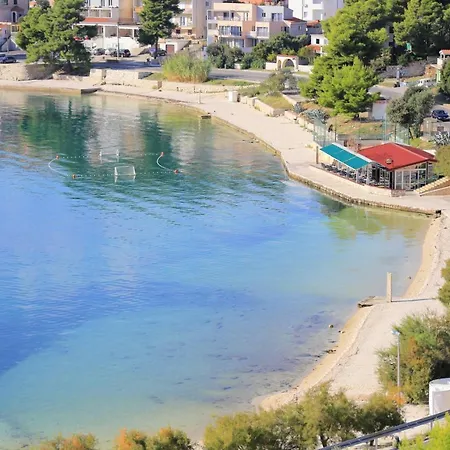 Apartamento With A Parking Space Marina, Trogir - 6014
