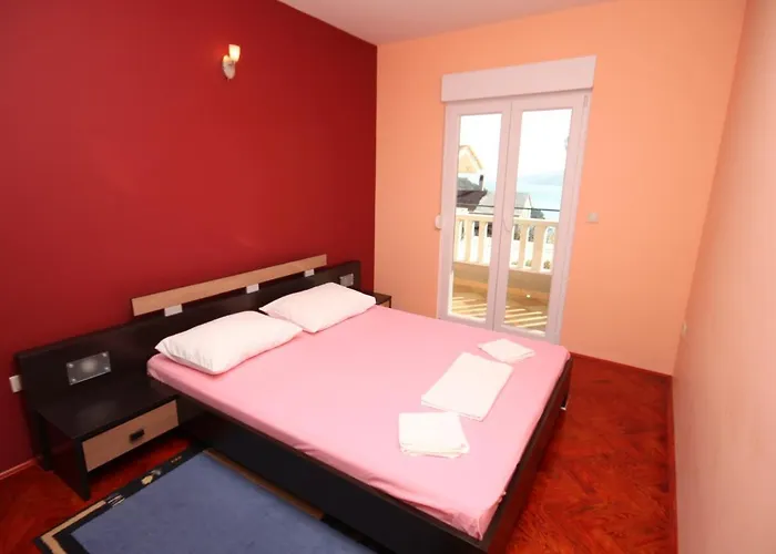 Apartamento With A Parking Space Marina, Trogir - 6014