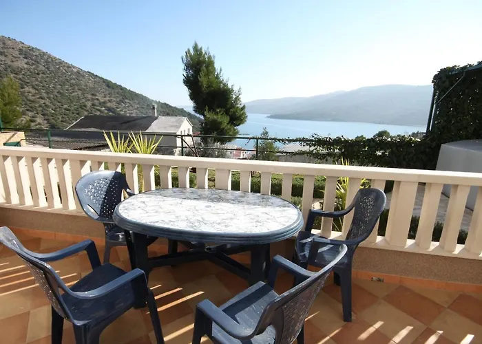 With A Parking Space Marina, Trogir - 6014 Apartamento